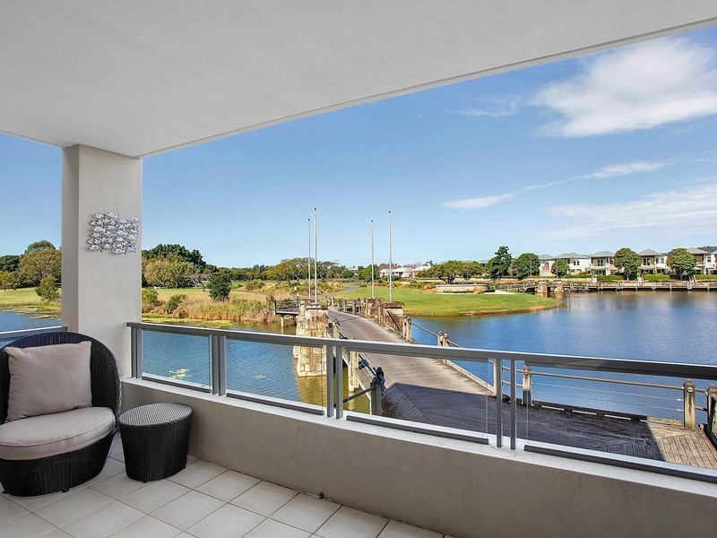 7/802 Glades Drive, Robina QLD 4226