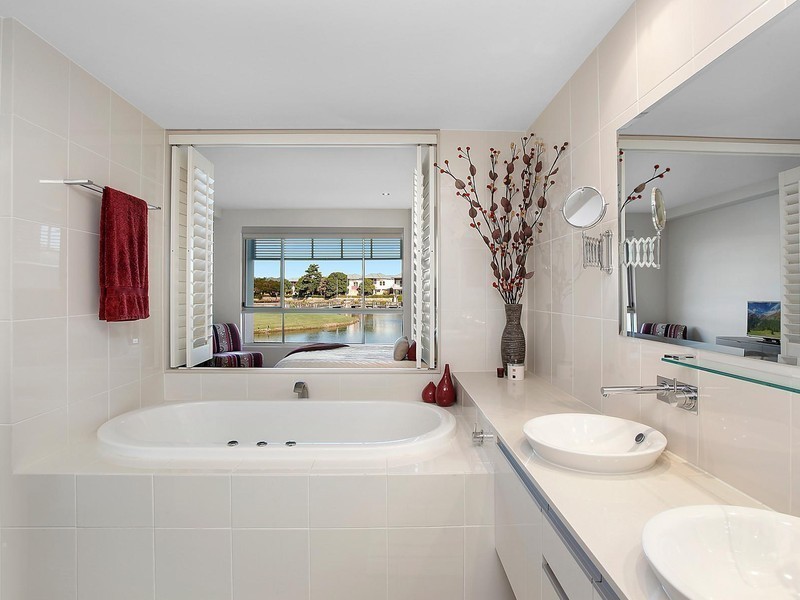 7/802 Glades Drive, Robina QLD 4226