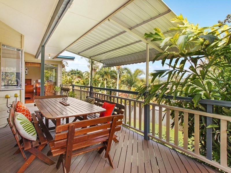 32 Currant Street, Elanora QLD 4221