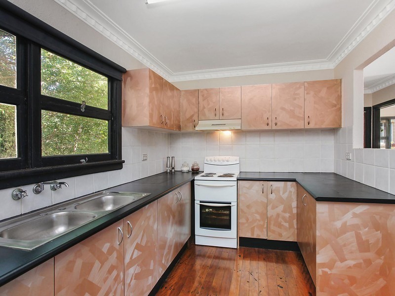 9 Nyrang Avenue, Palm Beach QLD 4221