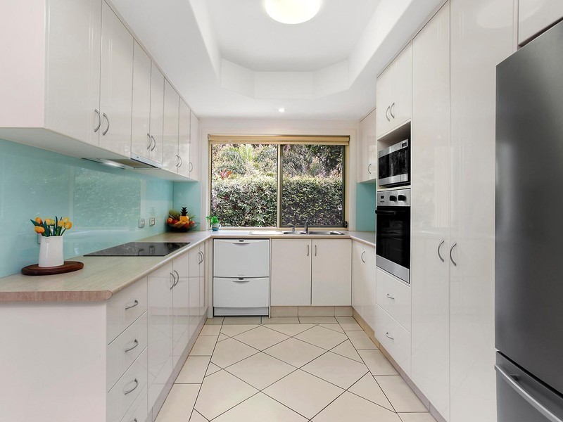 2/30 Hawaii Avenue, Palm Beach QLD 4221