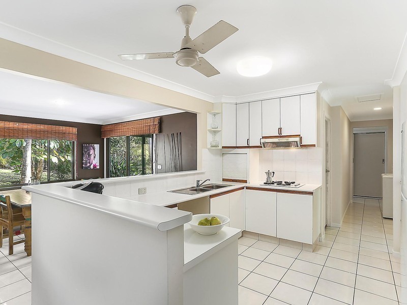 7 Evergreen Drive, Elanora QLD 4221