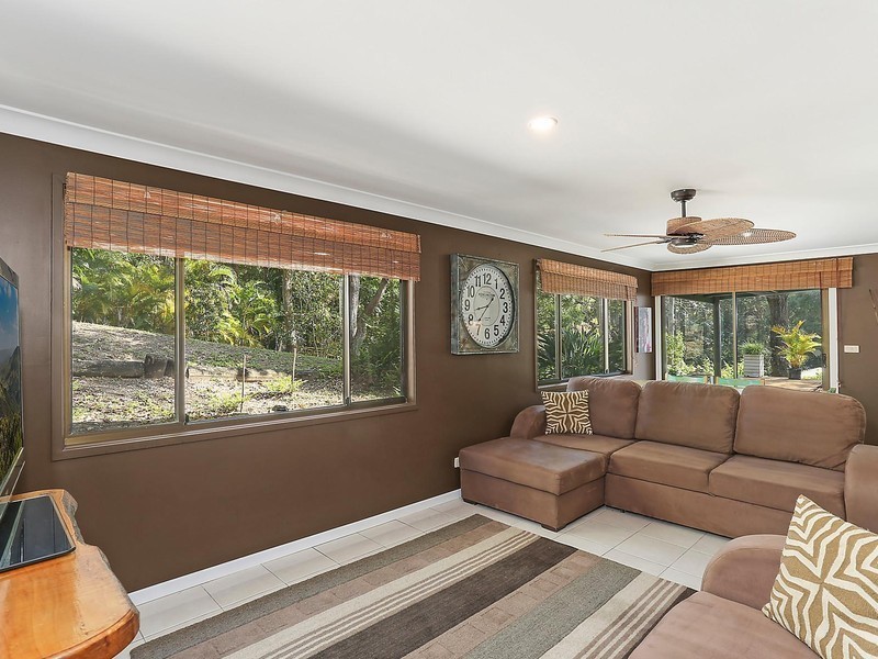 7 Evergreen Drive, Elanora QLD 4221