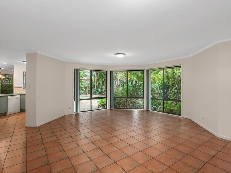 53 Chippendale Crescent, Currumbin Waters QLD 4223