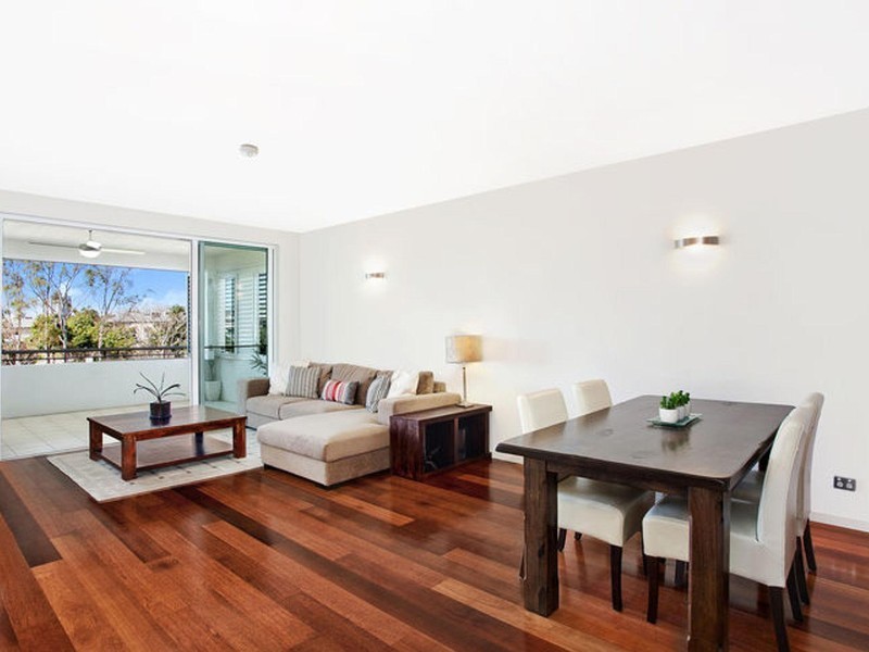 8/901 Medinah Avenue, Robina QLD 4226