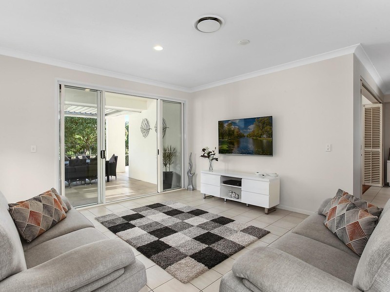 184 Easthill Drive, Robina QLD 4226