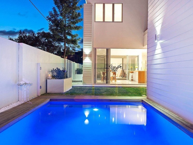 15 Fourteenth Avenue, Palm Beach QLD 4221