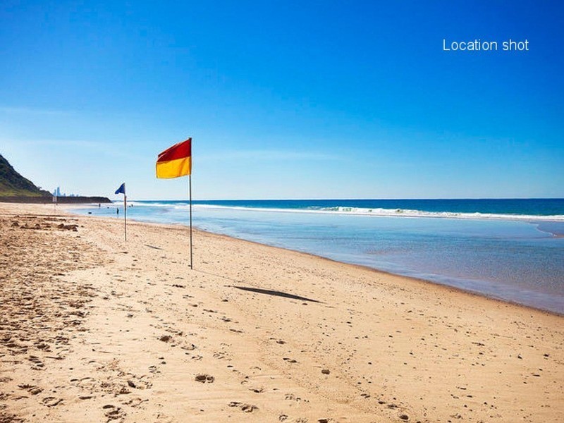 15 Fourteenth Avenue, Palm Beach QLD 4221