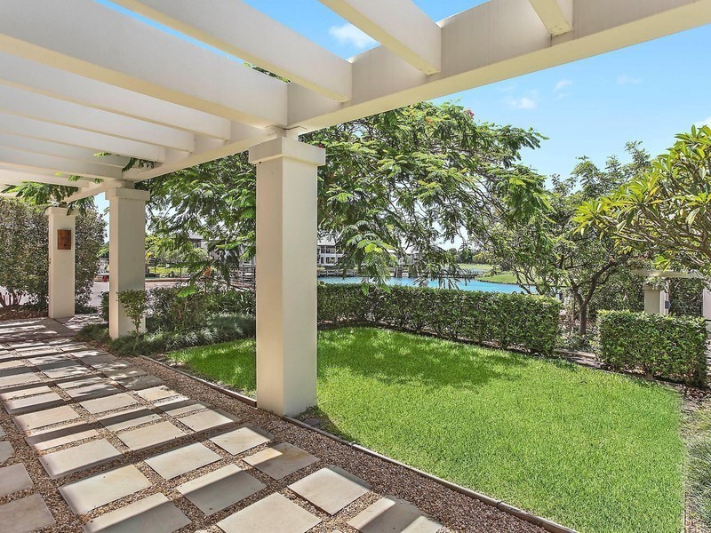 1/600 Glades Drive, Robina QLD 4226