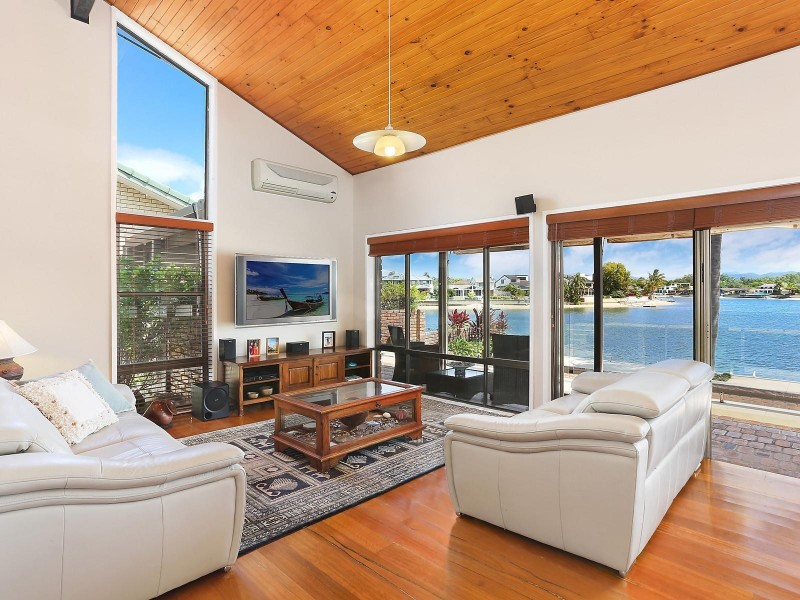 100 Melaleuca Drive, Palm Beach QLD 4221