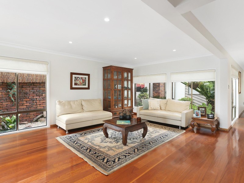 100 Melaleuca Drive, Palm Beach QLD 4221