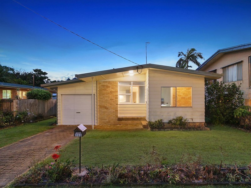 252 Coolangatta Road, Bilinga QLD 4225