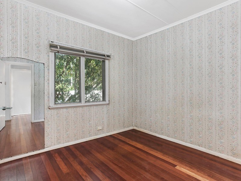 27 Kent Street, Coolangatta QLD 4225