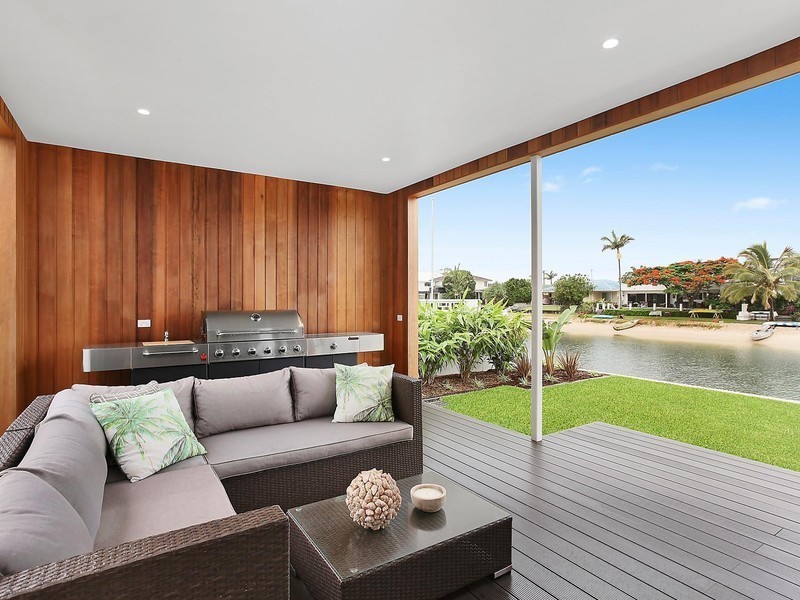 1/22 Marlin Court, Palm Beach QLD 4221