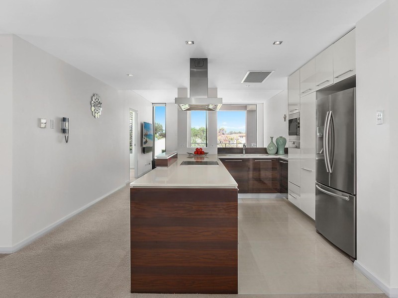 303/22 Ben Lexcen Place, Robina QLD 4226