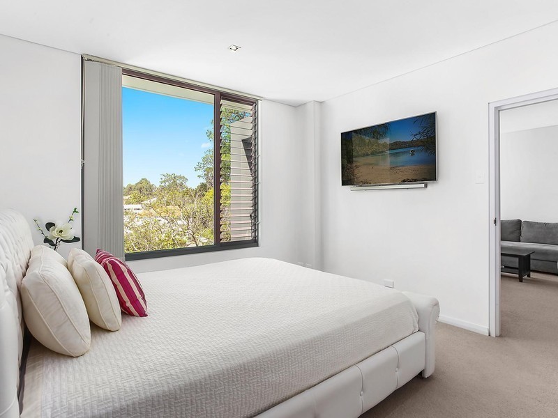 303/22 Ben Lexcen Place, Robina QLD 4226