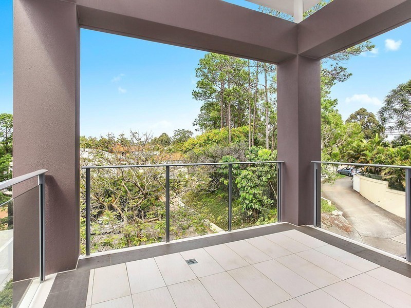 303/22 Ben Lexcen Place, Robina QLD 4226