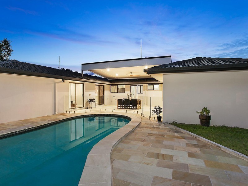 70 Japonica Drive, Palm Beach QLD 4221