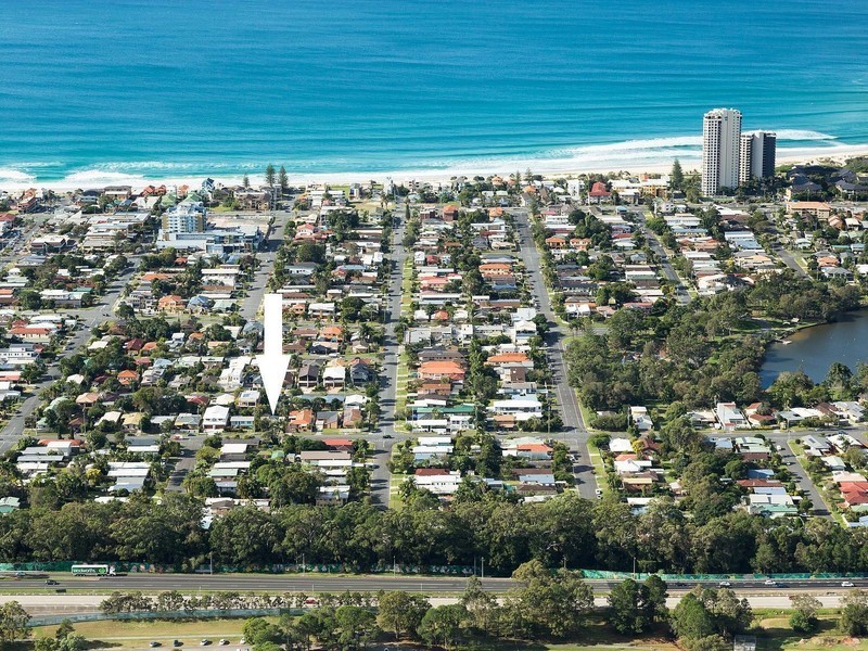2/79 Tahiti Avenue, Palm Beach QLD 4221