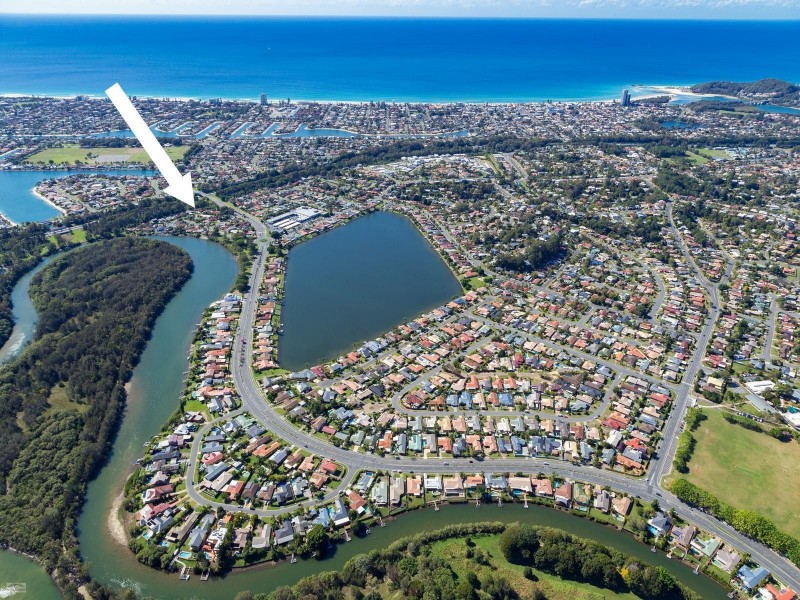 26 Almond Court, Elanora QLD 4221