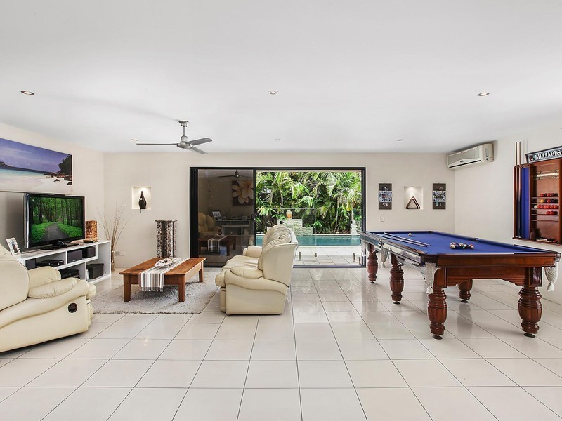 169 Mallawa Drive, Palm Beach QLD 4221