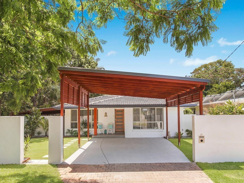 21 Timor Avenue, Palm Beach QLD 4221