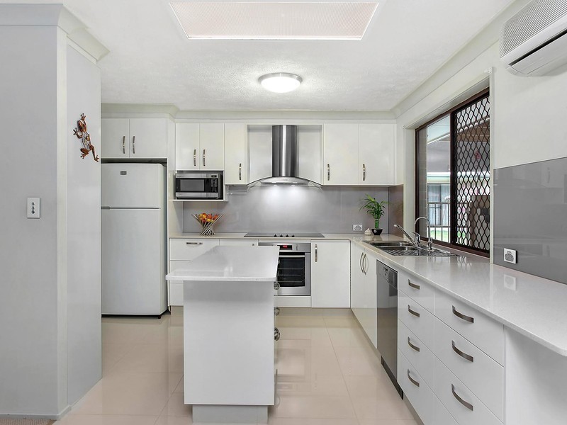 64 Coorabin Court, Tallebudgera QLD 4228