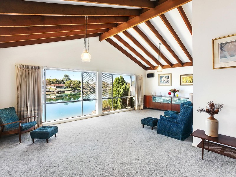 21 Dogwood Drive, Palm Beach QLD 4221