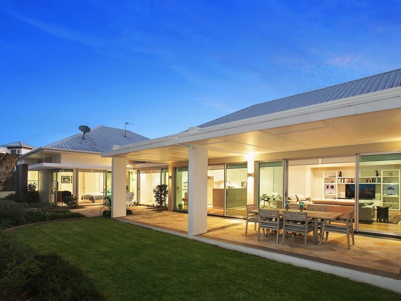 740 Peninsula Drive, Robina QLD 4226