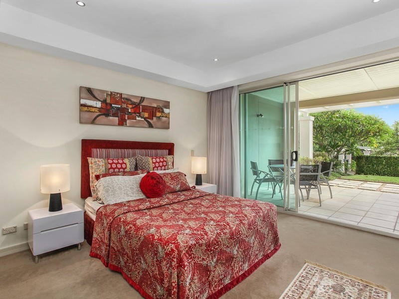 2/600 Glades Drive, Robina QLD 4226