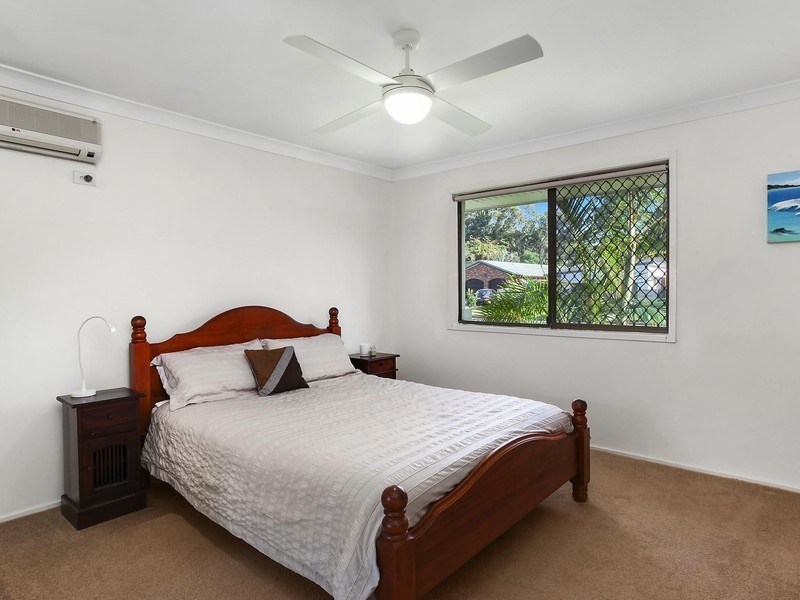 55 Japonica Drive, Palm Beach QLD 4221