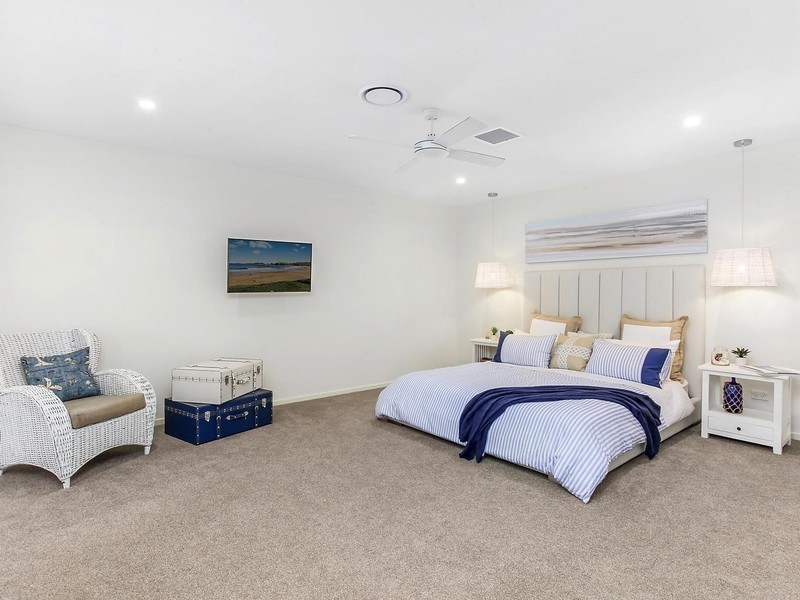 141 Jefferson Lane, Palm Beach QLD 4221