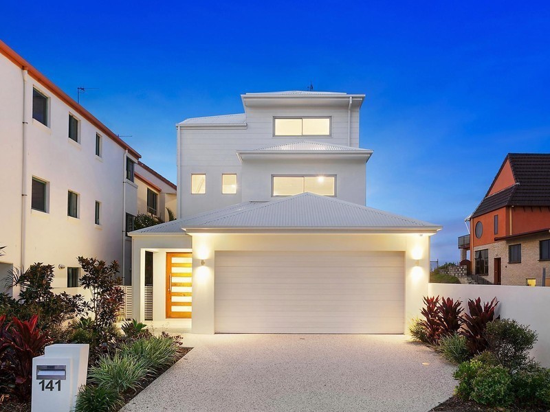 141 Jefferson Lane, Palm Beach QLD 4221