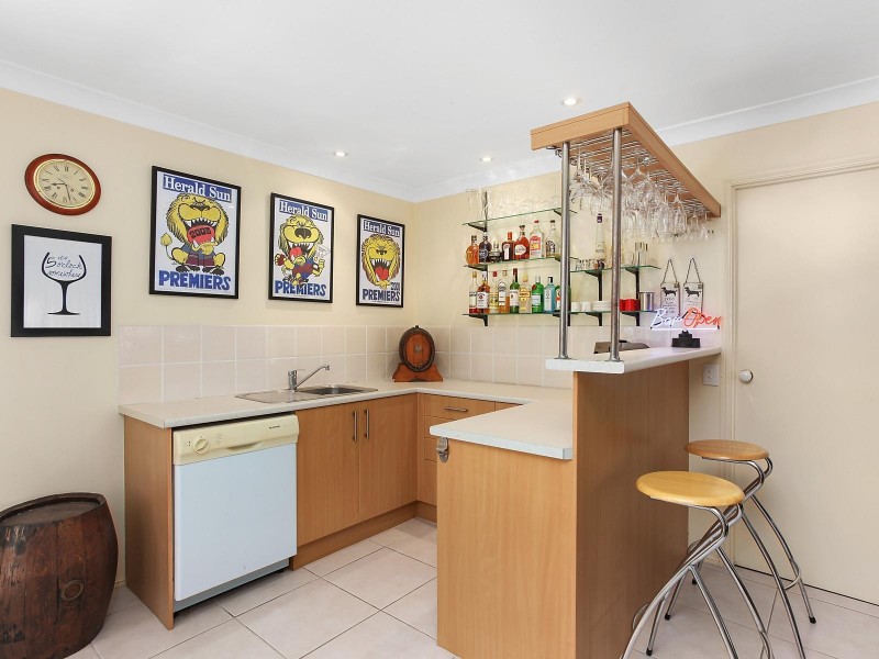 22 Acron Street, Elanora QLD 4221