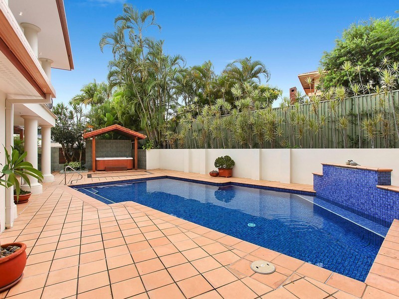 63 Manly Drive, Robina QLD 4226