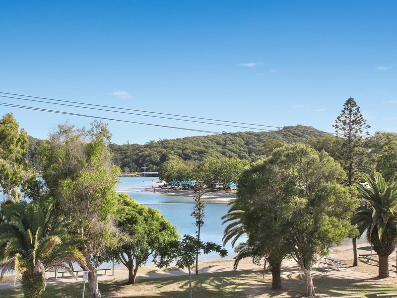 9/4 Murlong Crescent, Palm Beach QLD 4221