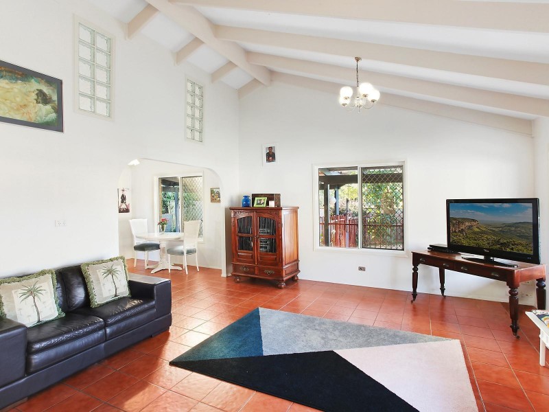 36 Bronzewing Close, Elanora QLD 4221