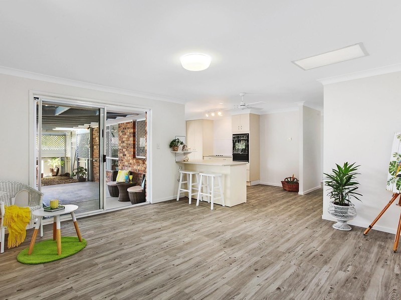 5 Esperance Close, Elanora QLD 4221