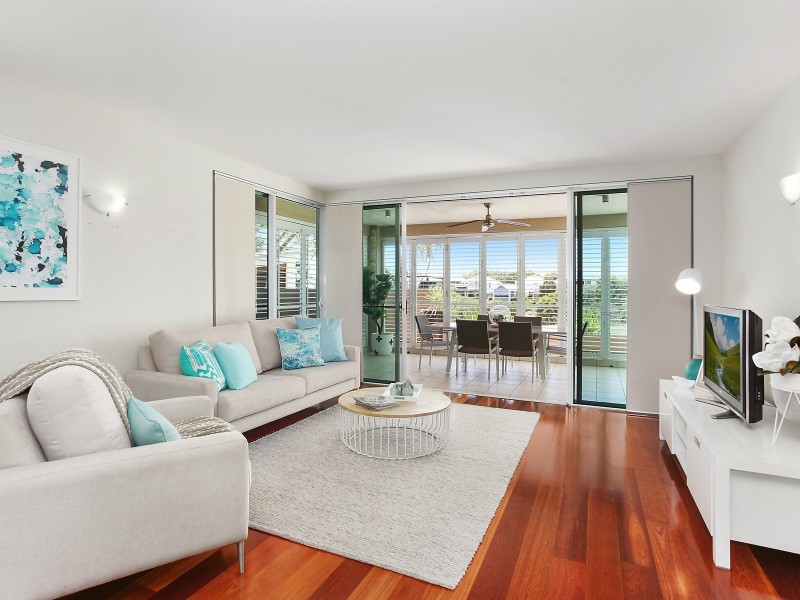 6/901 Medinah Avenue, Robina QLD 4226