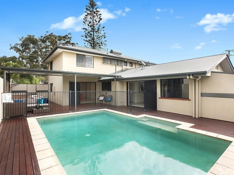 48 First Avenue, Palm Beach QLD 4221