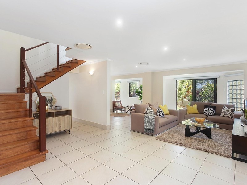 48 First Avenue, Palm Beach QLD 4221