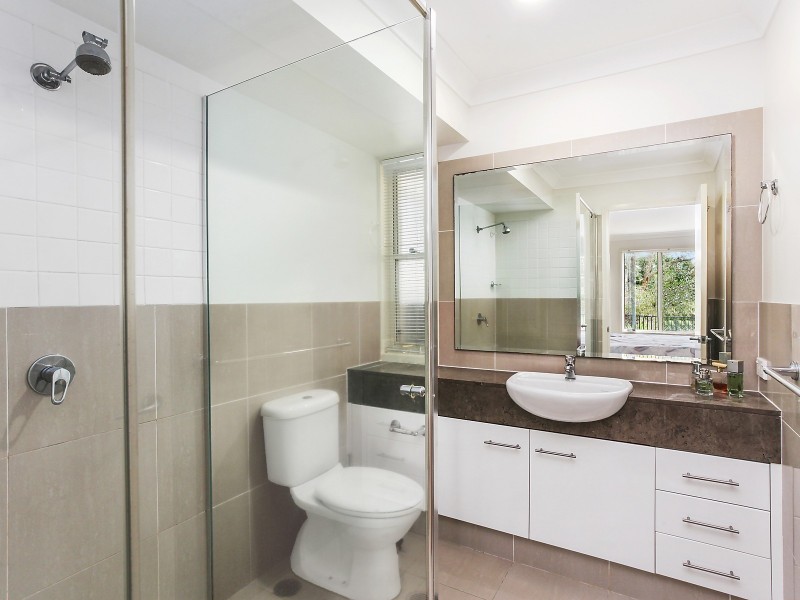 257 Easthill Drive, Robina QLD 4226