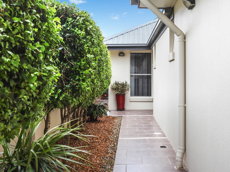 257 Easthill Drive, Robina QLD 4226