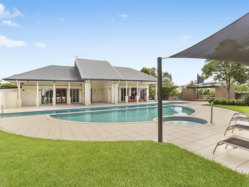 257 Easthill Drive, Robina QLD 4226