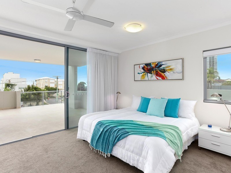 2/3a Third Avenue, Palm Beach QLD 4221