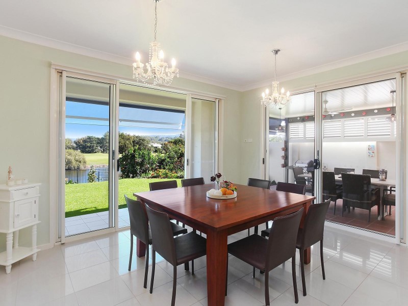 238 Easthill Drive, Robina QLD 4226