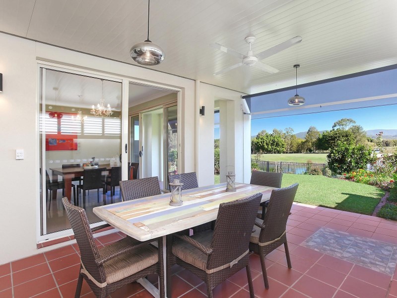 238 Easthill Drive, Robina QLD 4226