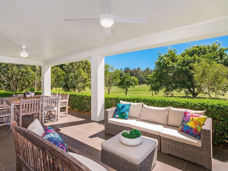 829 Legend Trail, Robina QLD 4226