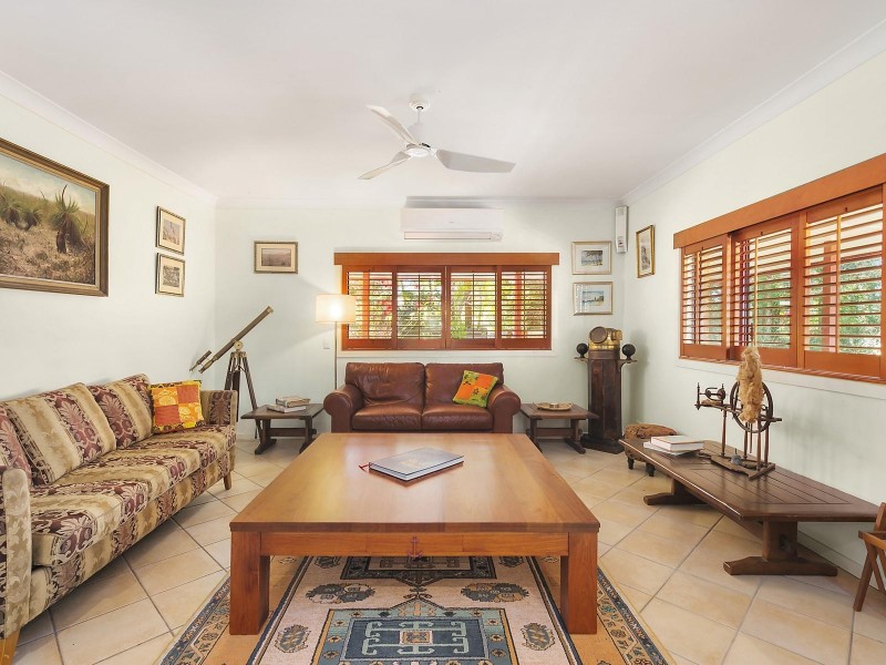 37 Westminster Boulevard, Elanora QLD 4221