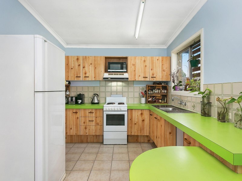 33 Twenty Fifth Avenue, Palm Beach QLD 4221